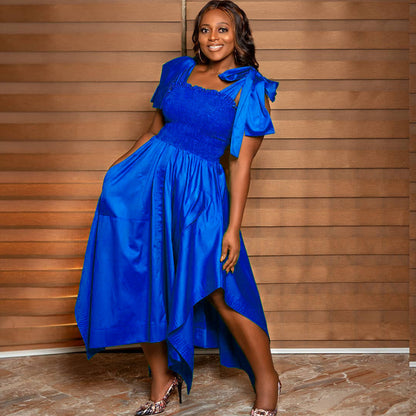 Dames Robe midi élégante avec une coupe flatteuse et des manches ludiques Chic und Stil