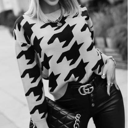 Pull en tricot décontracté pour femmes avec un motif pied-de-poule moderne et un col rond Chic und Stil