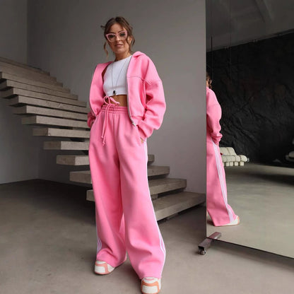 Trendy sports set for women with short tracksuit jacket and wide jogging pants Chic and Style