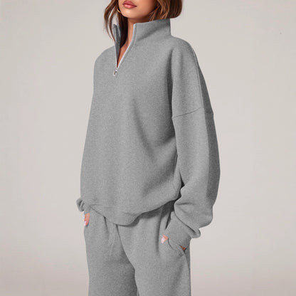 Ensemble de sweatpants décontracté pour femmes avec col montant et fermeture éclair Chic und Stil