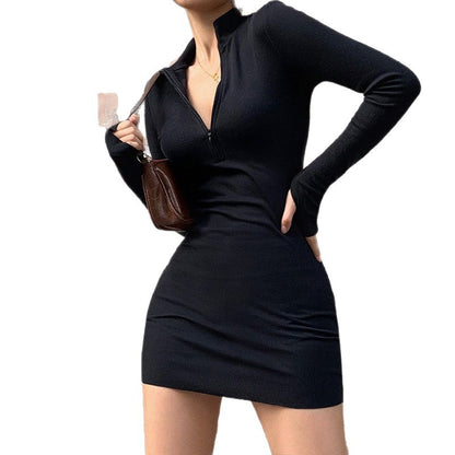 Robe mini sportive pour femmes avec col haut et fermeture éclair intégrale Chic und Stil