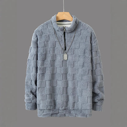 Comfortable fleece pullover for men with a high collar and zipper Chic und Stil