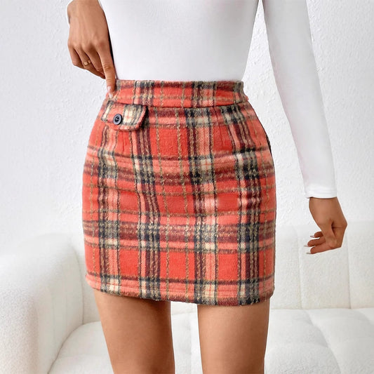 Jupe en laine à carreaux pour femmes avec détail de bouton Chic und Stil