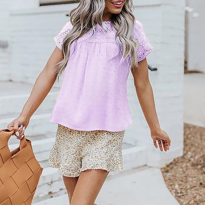 Blouse courte élégante pour femmes avec des accents en dentelle Chic und Stil
