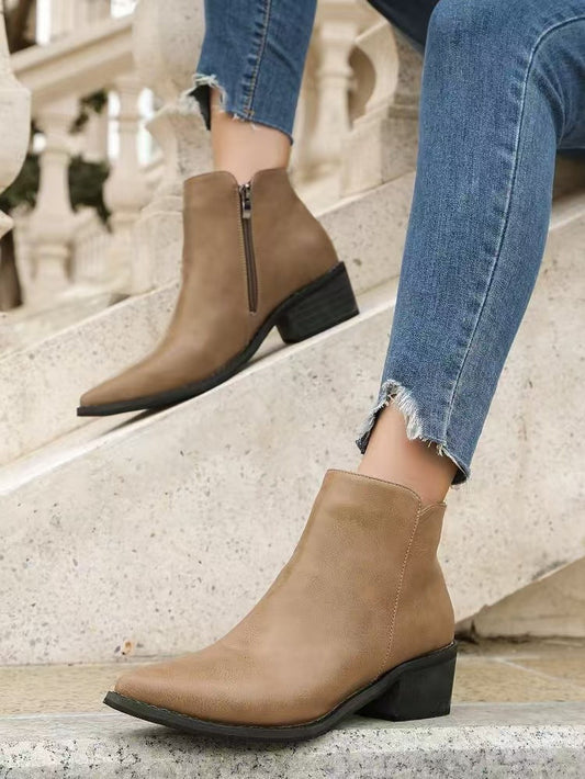 Chic und Stil | Ankle Boots - Faux Leather - Pointed - Low Block Heel