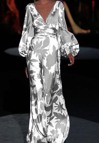 Robe maxi pour femmes avec décolleté en V profond et manches volumineuses Chic und Stil