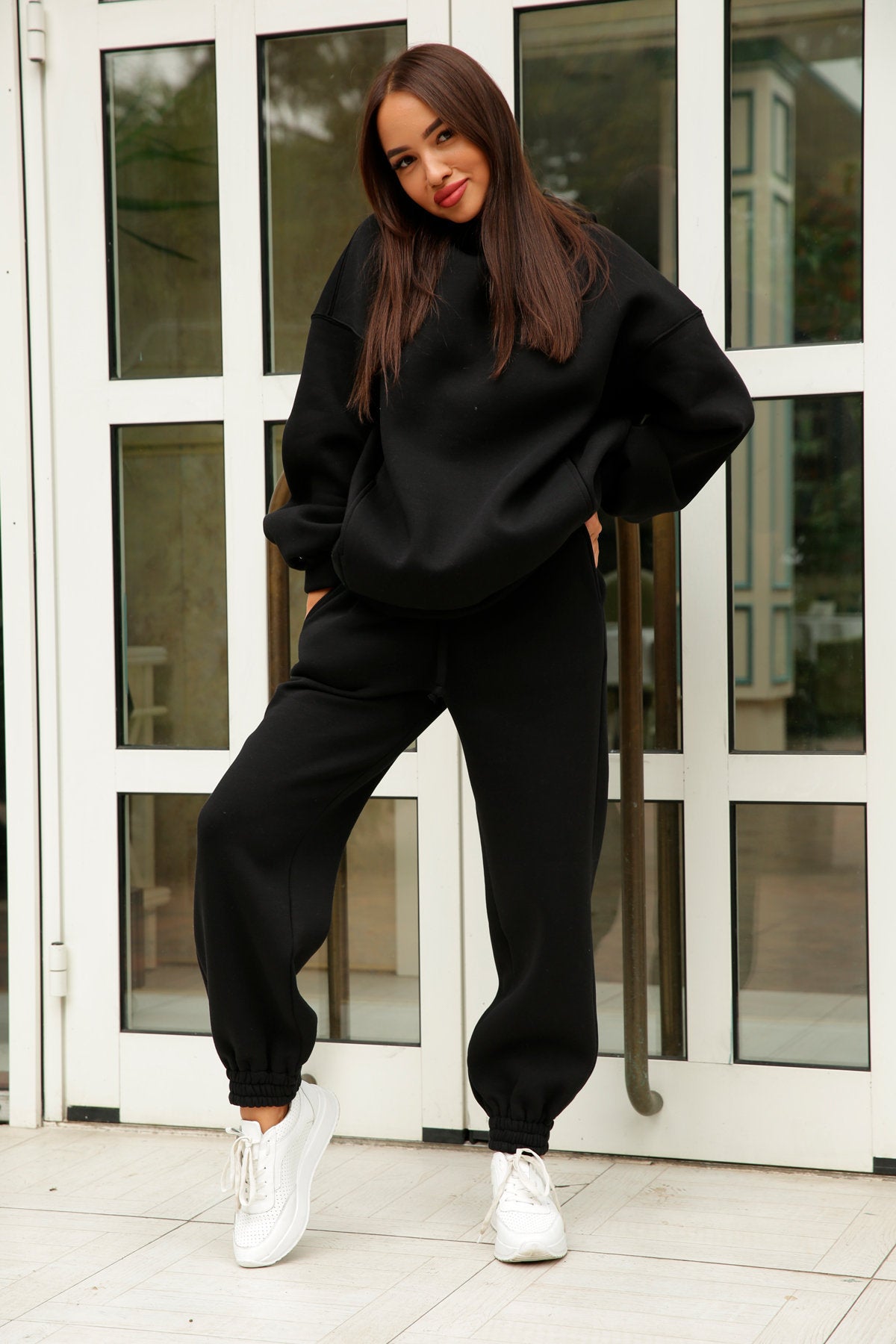 Ensemble de sweat-pants à capuche confortable pour femmes Chic und Stil