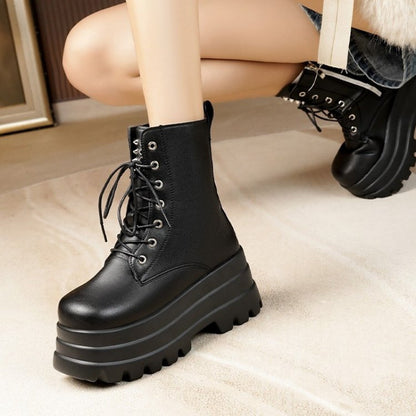 Bottes à plateau pour femmes avec profil de semelle robuste et talon haut Chic und Stil