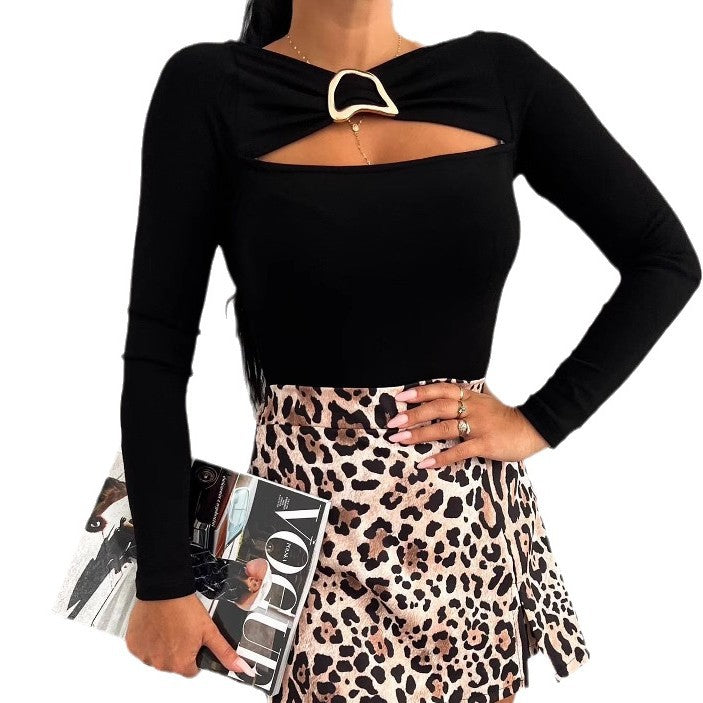 Women's long-sleeved blouse with cut-out details Chic and stylish