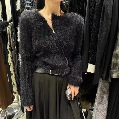 Pull femme en peluche avec coupe tendance et fermeture éclair pratique Chic und Stil