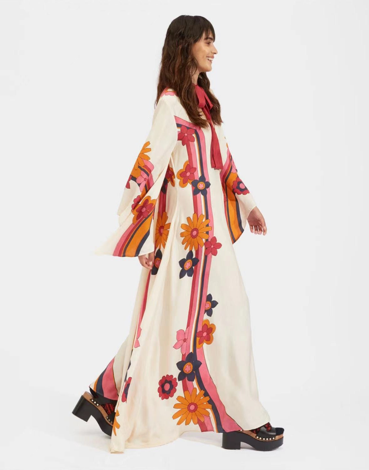 Chic und Stil | Printed Three-Quarter Sleeve Dress