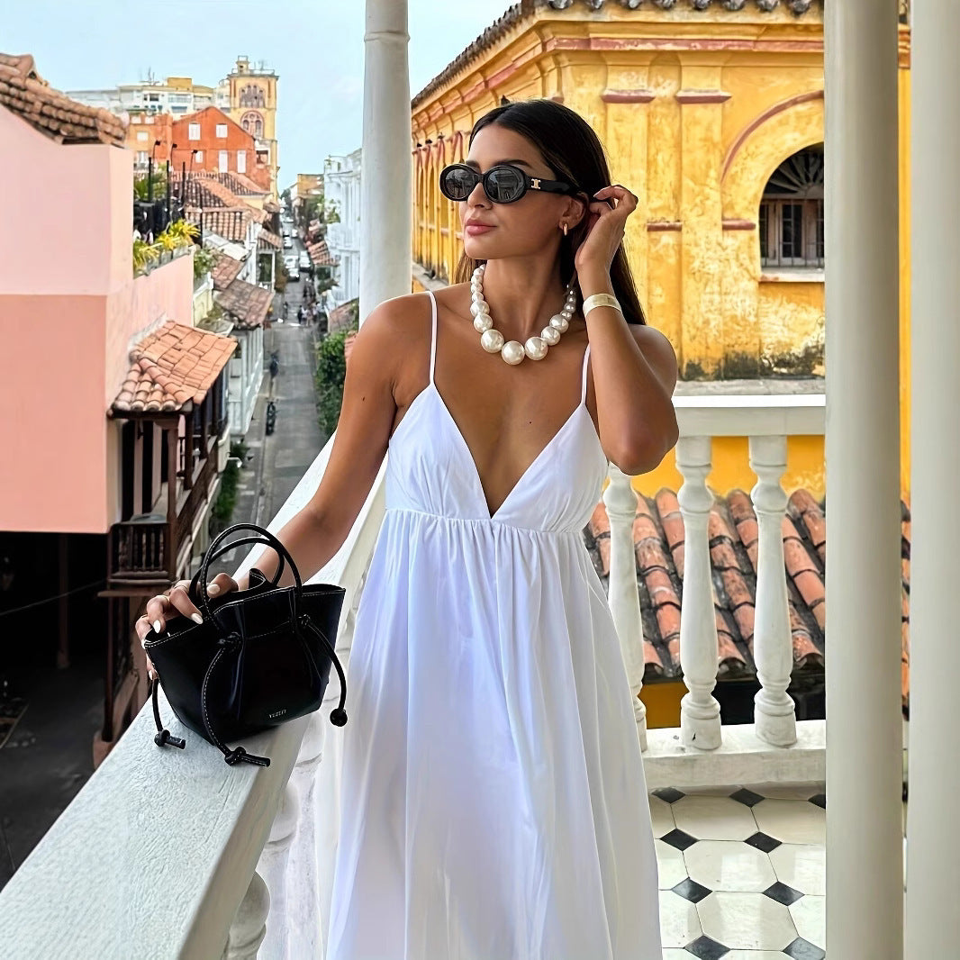 Robe d'été légère pour femmes avec décolleté en V profond et bretelles spaghetti Chic und Stil