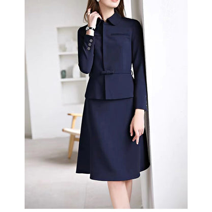 Costume de robe élégant sur mesure Chic und Stil pour femmes