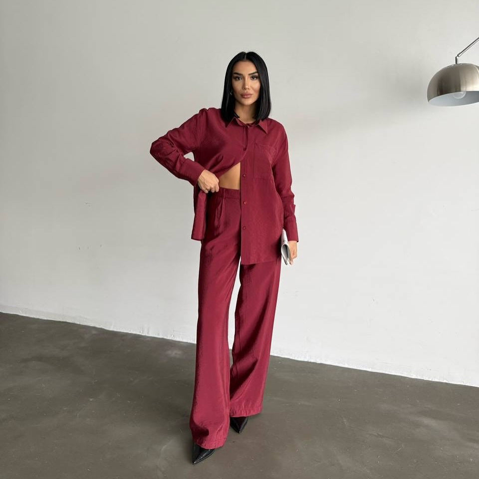 Chemisier en soie à manches longues pour femmes avec une texture fine Chic und Stil
