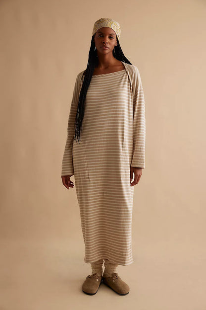 Robe de plage pour femmes avec manches longues et design rayé Chic und Stil
