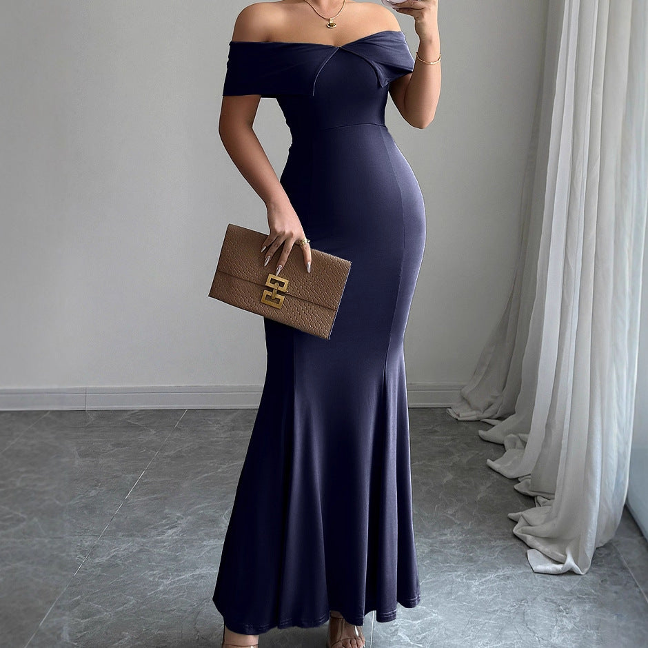 Robe maxi off-shoulder ajustée pour dames Chic und Stil