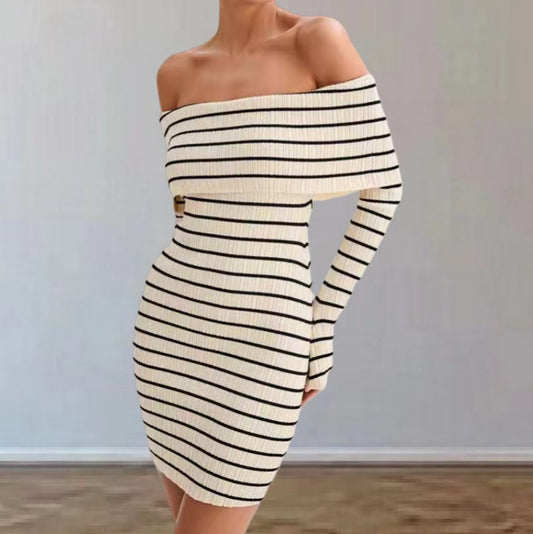 Robe en tricot à épaules dénudées pour femmes avec manches longues et motif rayé Chic und Stil