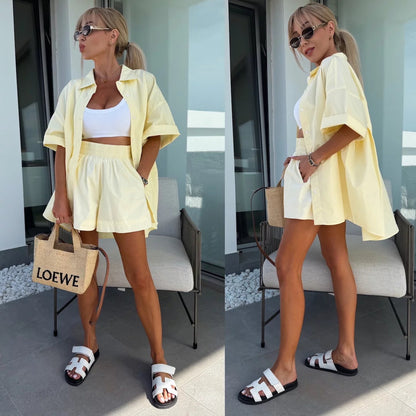 Ensemble de blouse à manches courtes décontractée et de shorts pour femmes Chic und Stil