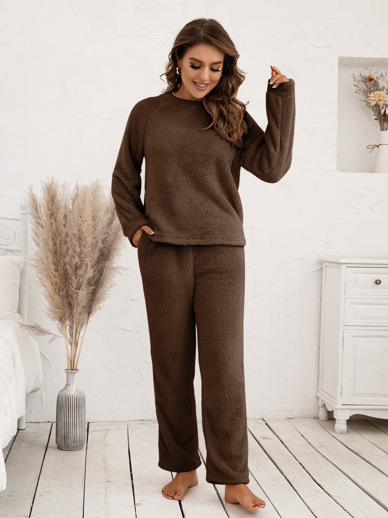 Cozy fleece pajama set for women with long sleeves and comfortable pants Chic and Style