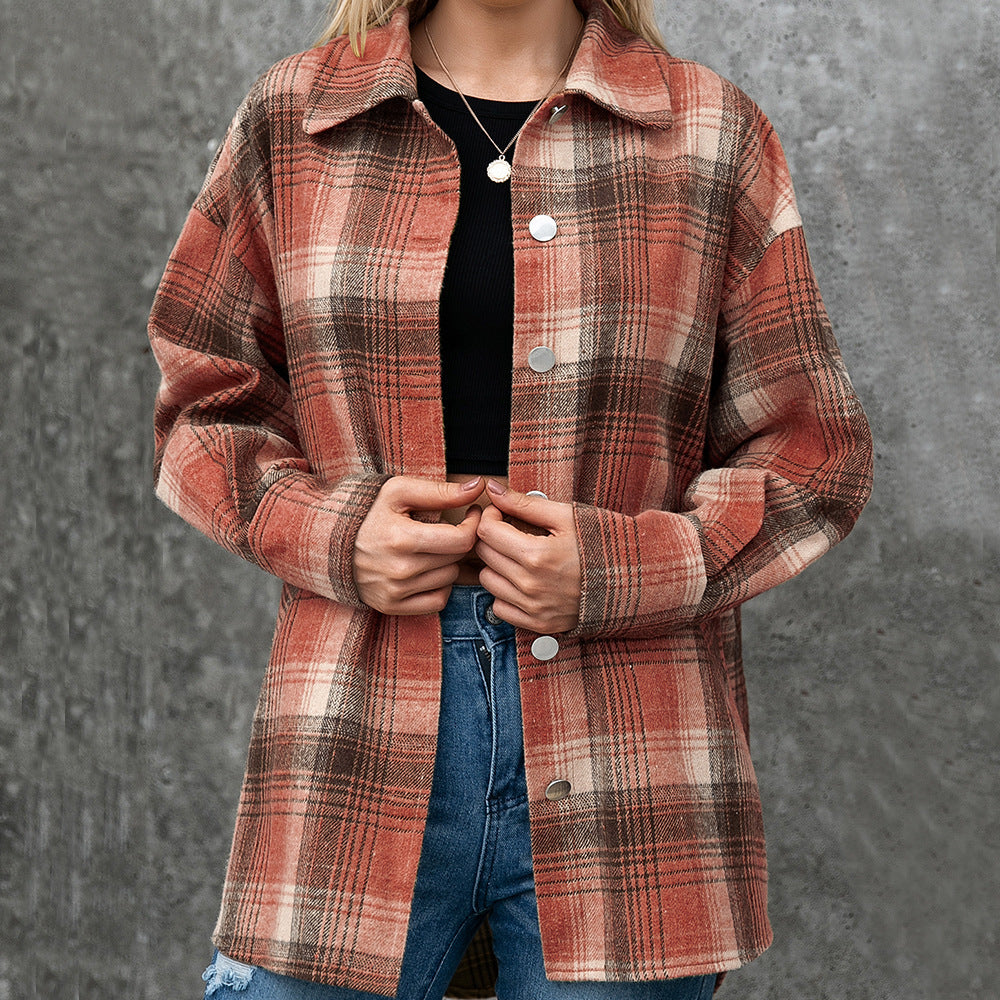 Chemise à carreaux pour femmes à coupe courte Chic und Stil