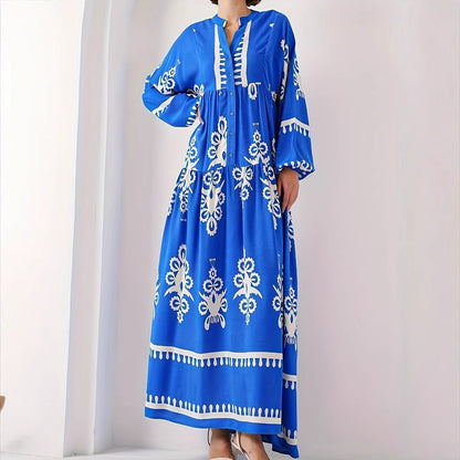 Robe longue kaftan pour femmes avec accents floraux et boutons Chic und Stil