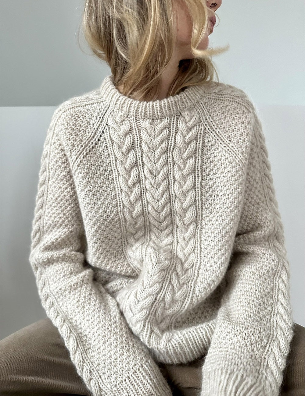 Pull en tricot pour femmes avec un design de torsades élaboré Chic und Stil