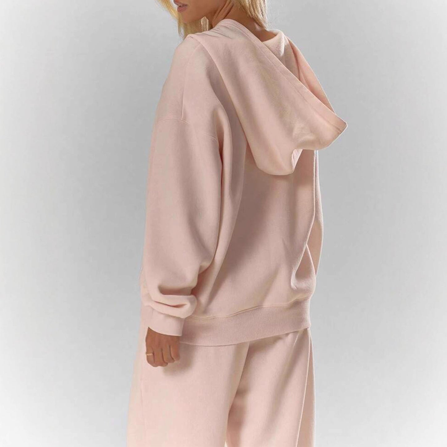 Oversized hoodie set for women and loose jogging pants Chic and Style