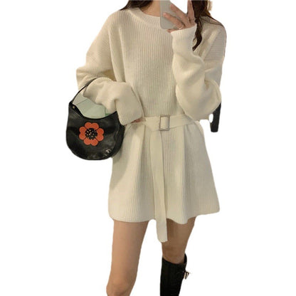 Robe en tricot pour femmes avec ceinture ajustée et motif côtelé moderne Chic und Stil