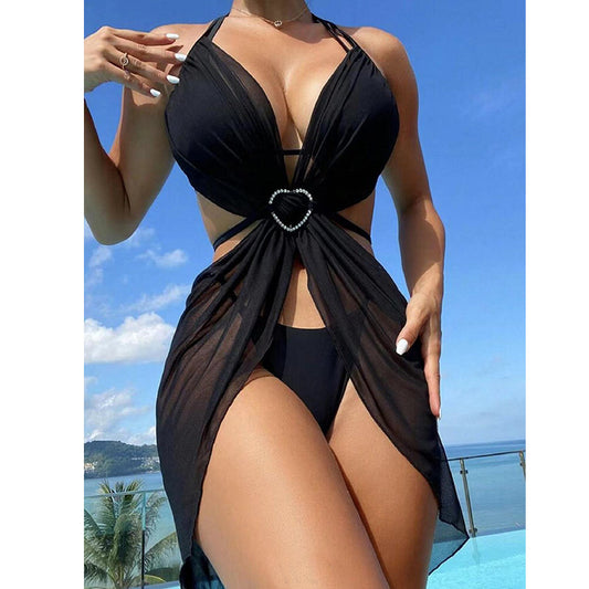 Maillot de bain pour femmes avec un élégant châle en chiffon et une accent cœur Chic und Stil