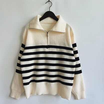 Pull femme rayé avec col montant moderne et fermeture éclair courte Chic und Stil