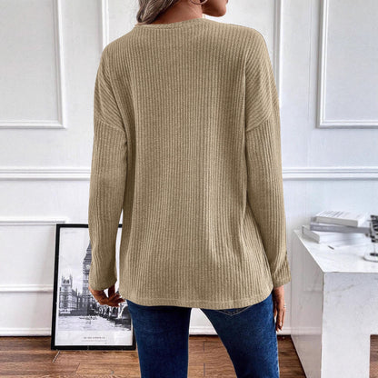 Pull ribbed de loisirs pour femmes avec patte de boutonnage et manches 3/4 Chic und Stil