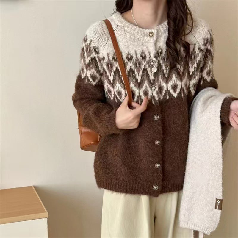 Cardigan en tricot pour femmes avec motif traditionnel et détails de boutons Chic und Stil