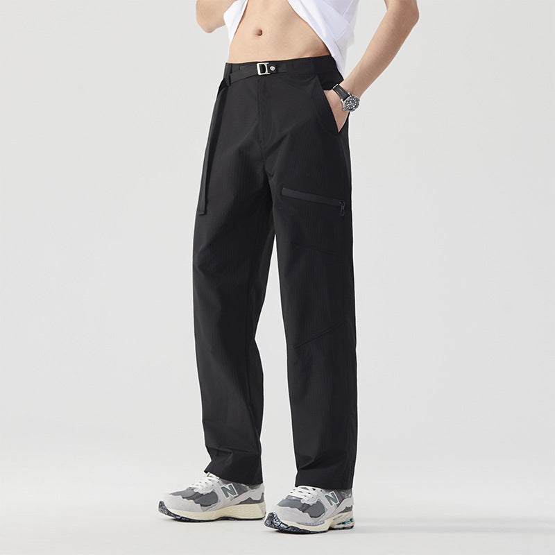 Functional leisure pants for men with practical zip pockets Chic and Style