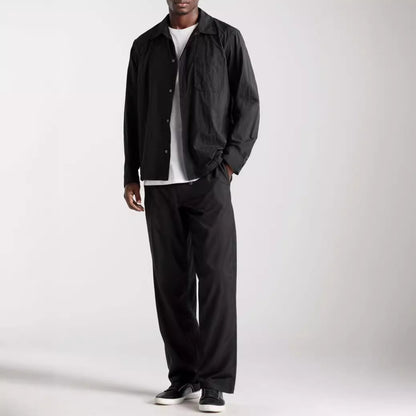 Chemise polyvalente pour hommes avec poche poitrine appliquée et col élégant Chic und Stil