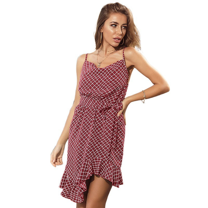 Robe Mini Flirty Bardot pour Femme avec ourlet à volants et ceinture ajustable Chic und Stil