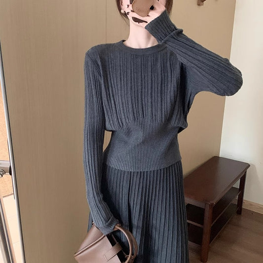 Pull en tricot pour femmes avec une élégante structure côtelée et une silhouette cintrée Chic und Stil