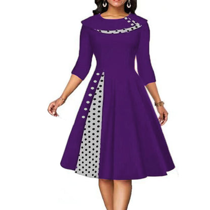 Femme Élégante Midi-Robe à Pois et Détail de Contraste Latéral Chic und Stil