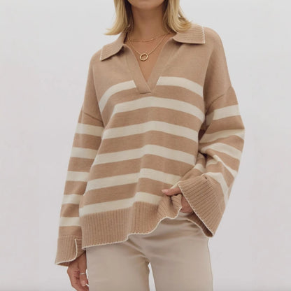 Pulls en tricot douillets pour femmes avec un motif rayé moderne et un décolleté en V Chic und Stil