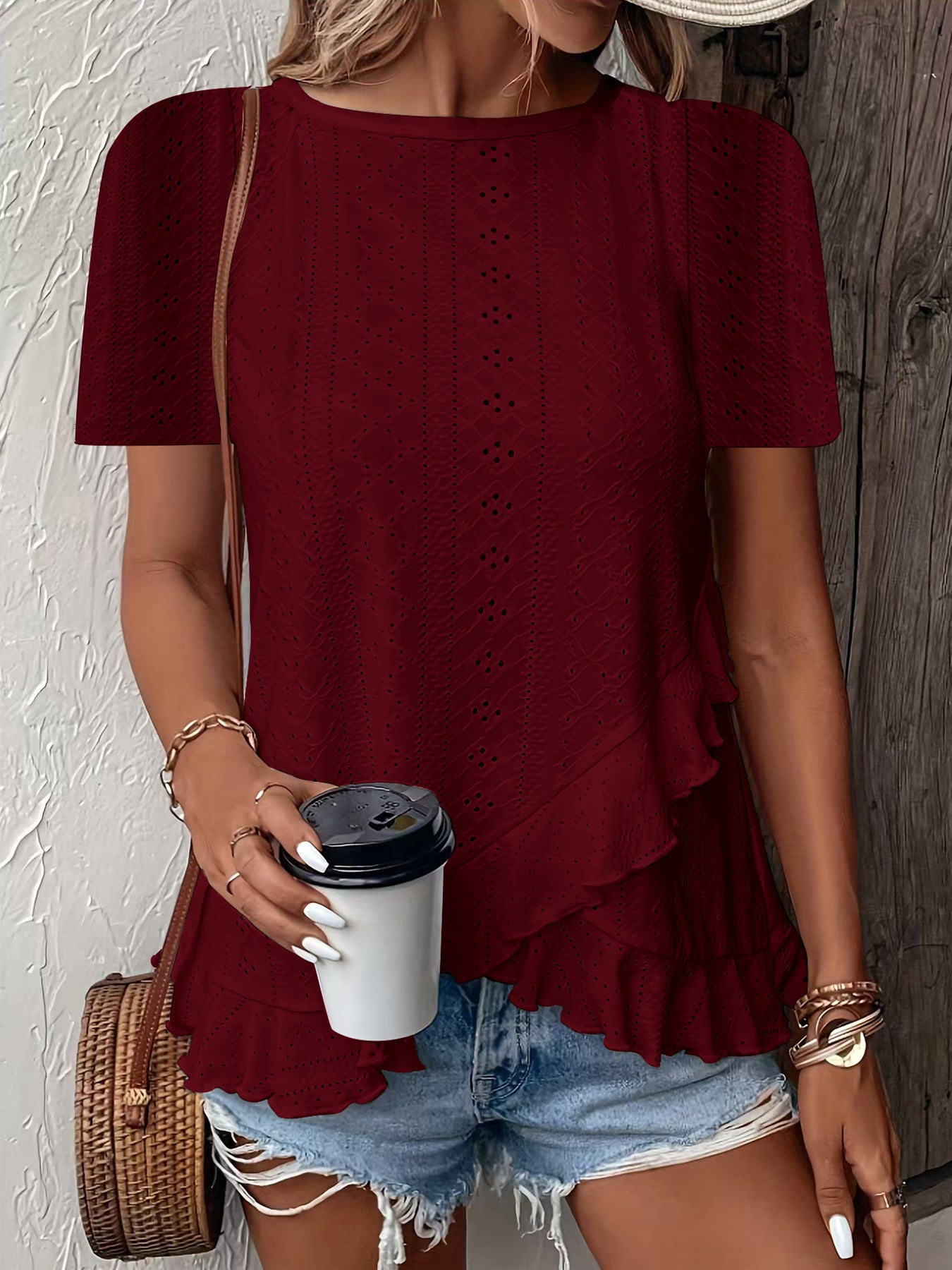 Blouse pour femmes avec des détails à volants et un insert floral Chic und Stil