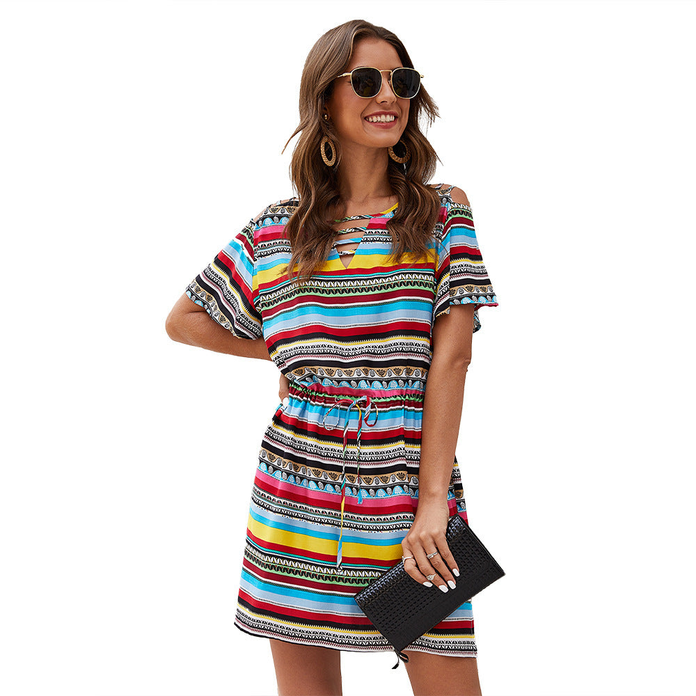Robe décontractée pour femmes avec lien de taille élastique et poches latérales Chic und Stil