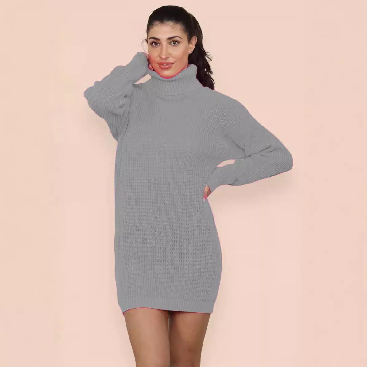 Robe en tricot pour femmes avec col haut et matériau texturé Chic und Stil
