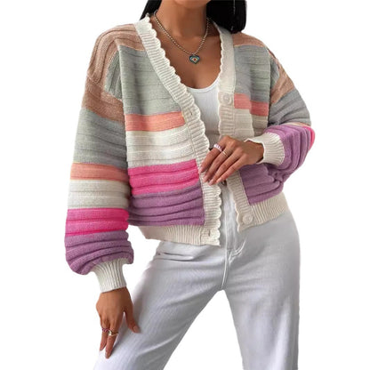 Dame cardigan avec un motif rayé moderne et des manches volumineuses Chic und Stil