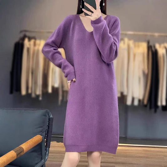 Robe tricot confortable pour femmes avec décolleté en V et coupe décontractée Chic und Stil