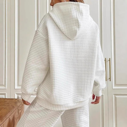 Sweat à capuche décontracté pour femmes avec surface texturée et poche kangourou pratique Chic und Stil