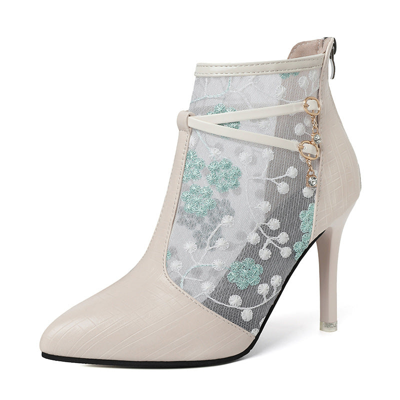 Bottes de cheville élégantes pour femmes avec un design transparent floral et un détail à la mode Chic und Stil