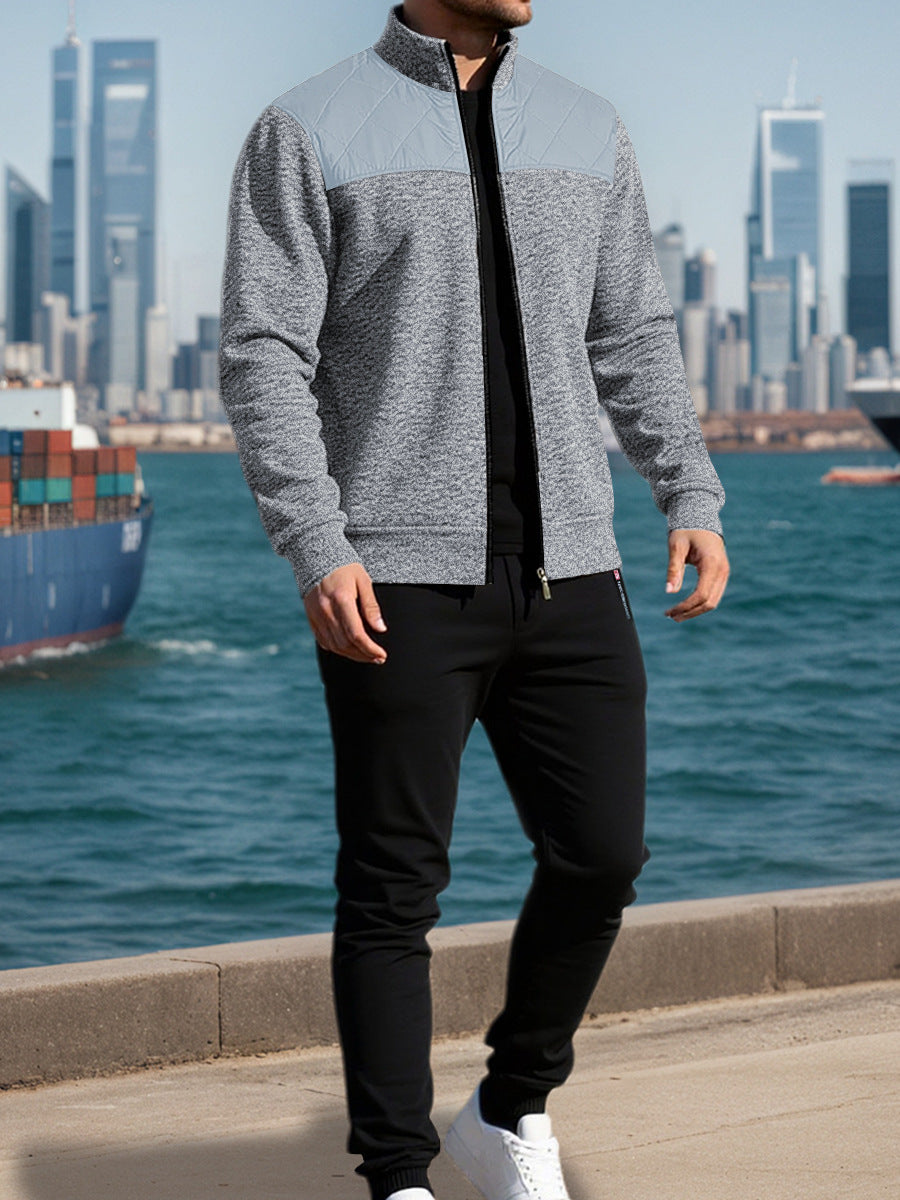 Veste de sport pour hommes avec un motif à côtes horizontales et une zone d'épaule légèrement rembourrée Chic und Stil