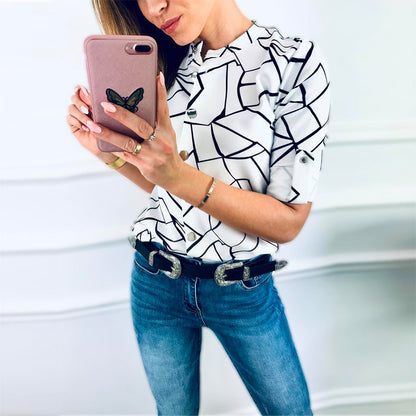 Chemisier moderne pour femmes avec motif graphique et manches mi-longues Chic und Stil