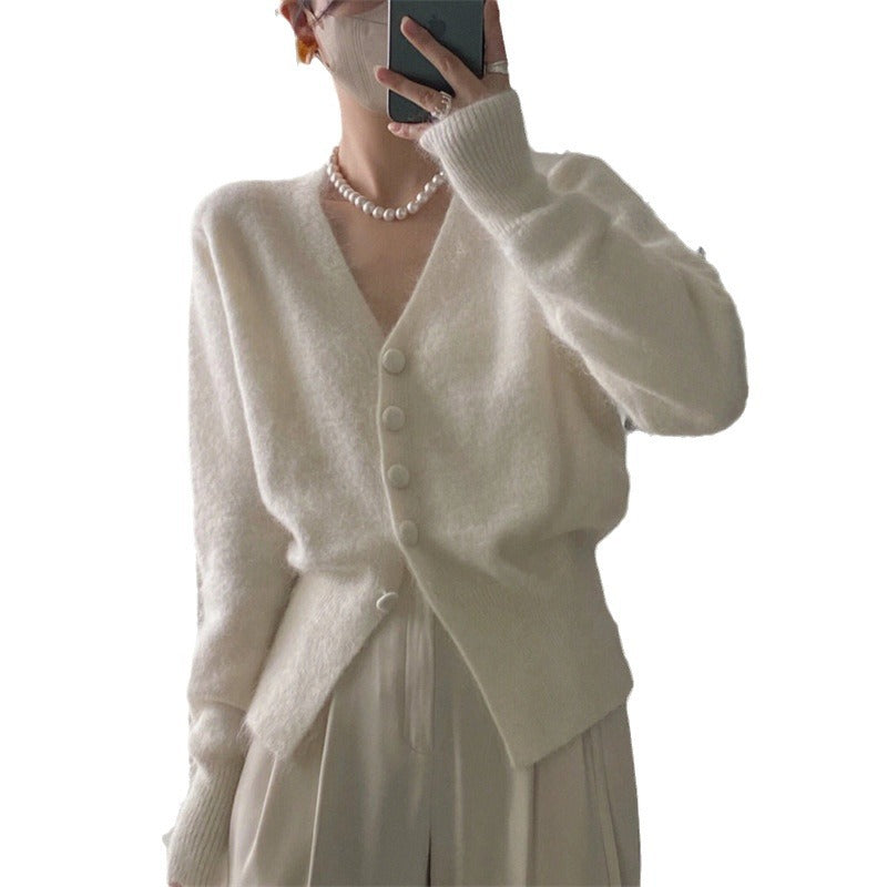 Cardigan femme avec décolleté en V profond et matière fluide douce Chic und Stil
