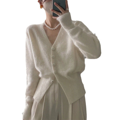 Cardigan femme avec décolleté en V profond et matière fluide douce Chic und Stil