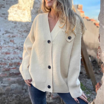 Cardigan en tricot décontracté pour femmes avec coupe asymétrique et détails de boutons Chic und Stil